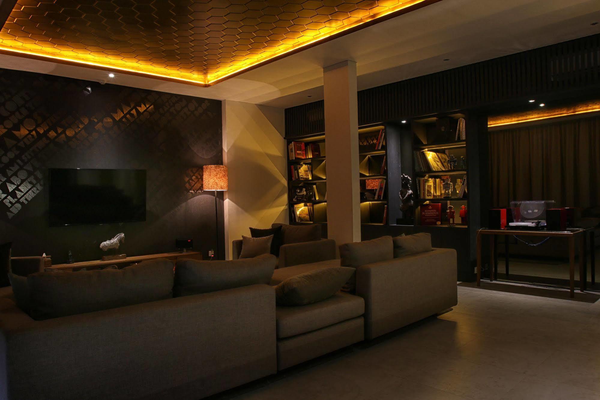 Hu'U Villas Seminyak Dış mekan fotoğraf